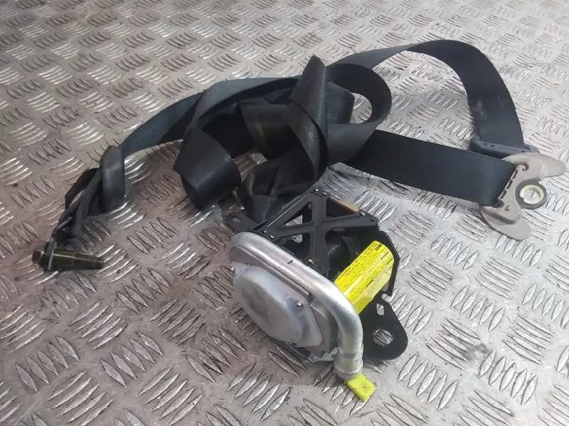 Pretensor Airbag Izquierdo para Toyota Avensis Berlina (T25)