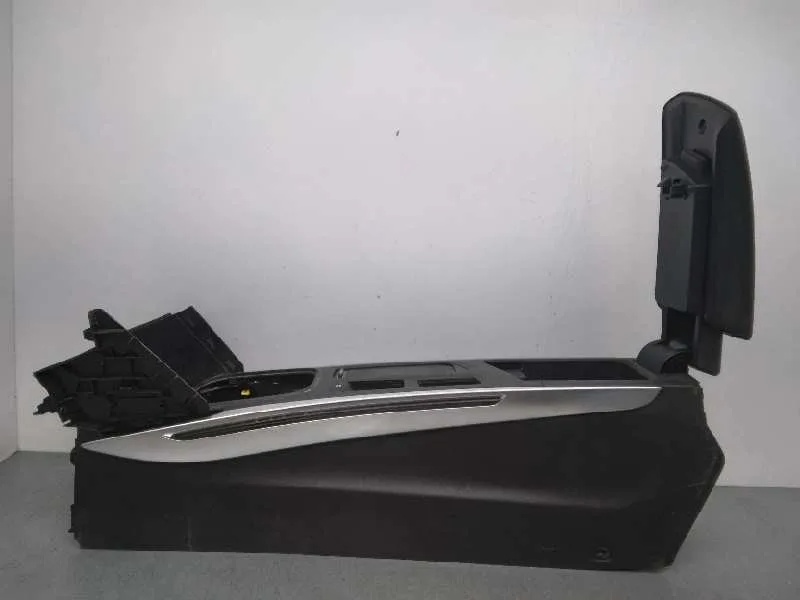 Apoyabrazos Central para Renault Megane Iv Berlina 5P