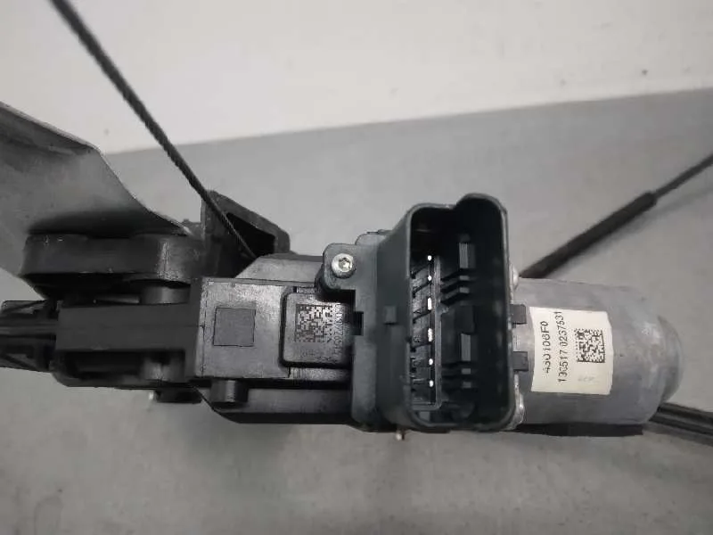 Elevalunas Delantero Izquierdo para Renault Megane Iv Berlina 5P