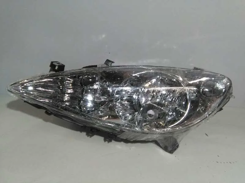 Faro Izquierdo para Peugeot 307 (S1)