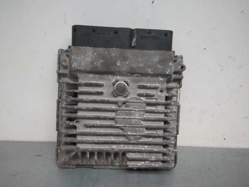 Centralita Motor Uce para Volkswagen Polo (6R1)