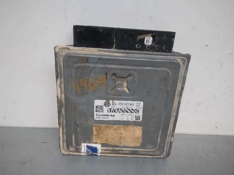 Centralita Motor Uce para Volkswagen Polo (6R1)