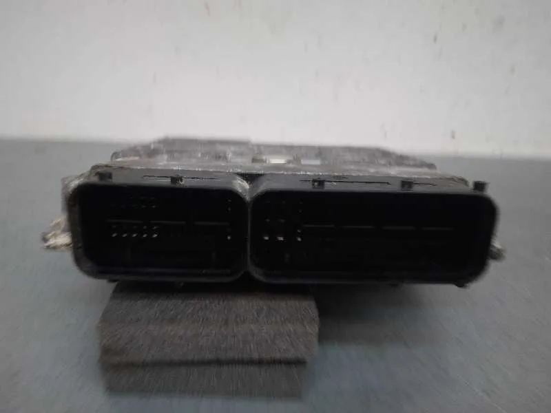 Centralita Motor Uce para Volkswagen Polo (6R1)