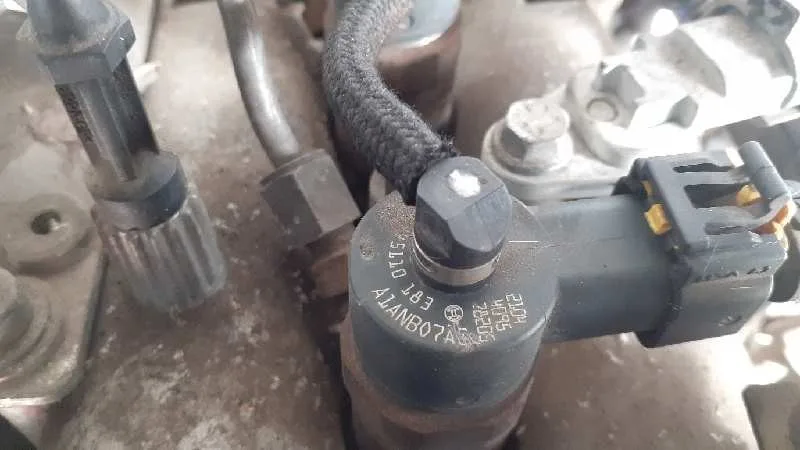 Inyector para Opel Corsa D