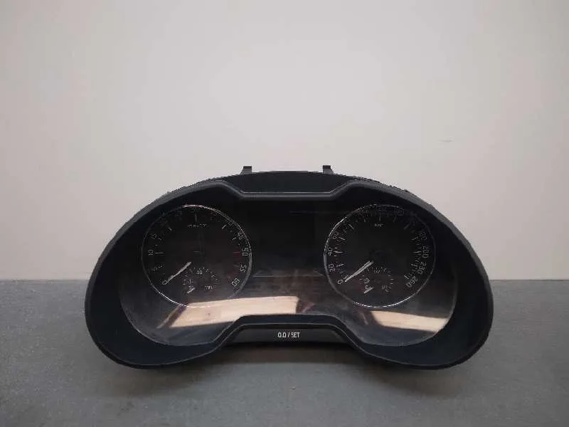 Cuadro Instrumentos para Skoda Octavia Combi (5E5)