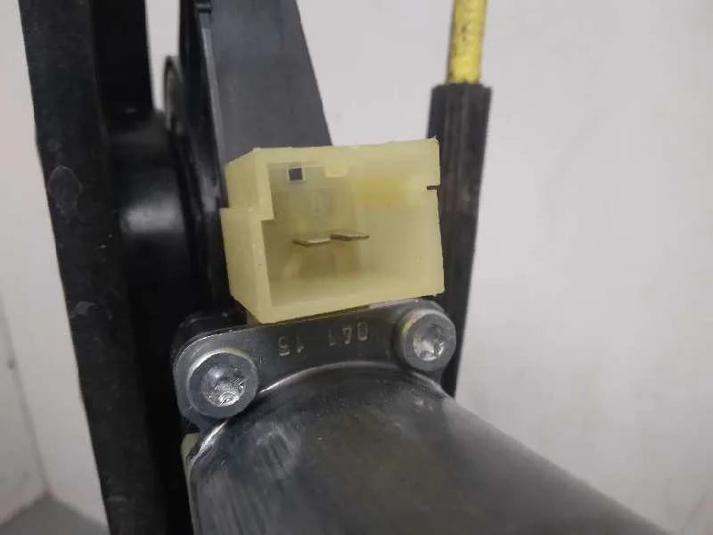 Elevalunas Delantero Derecho para Skoda Octavia Combi (5E5)