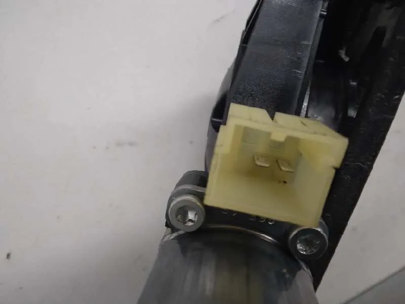 Elevalunas Delantero Izquierdo para Skoda Octavia Combi (5E5)