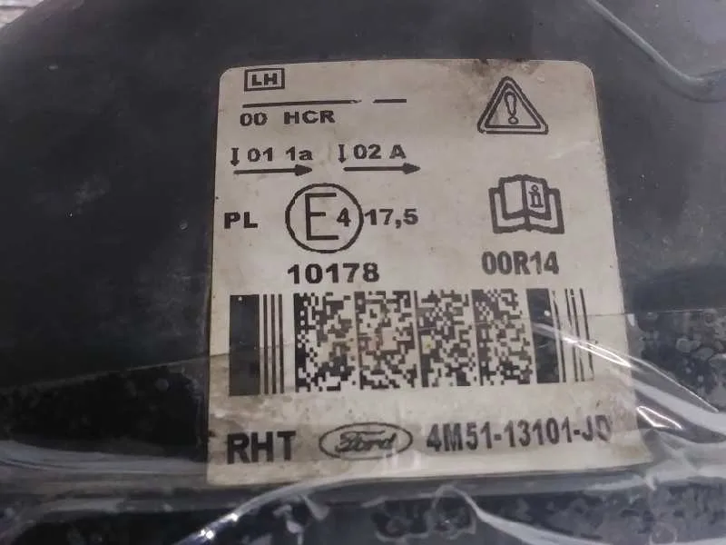 Faro Izquierdo para Ford Focus Berlina (Cap)