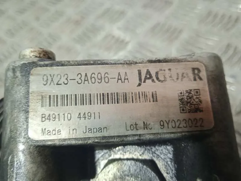 Bomba Direccion para Jaguar Xf