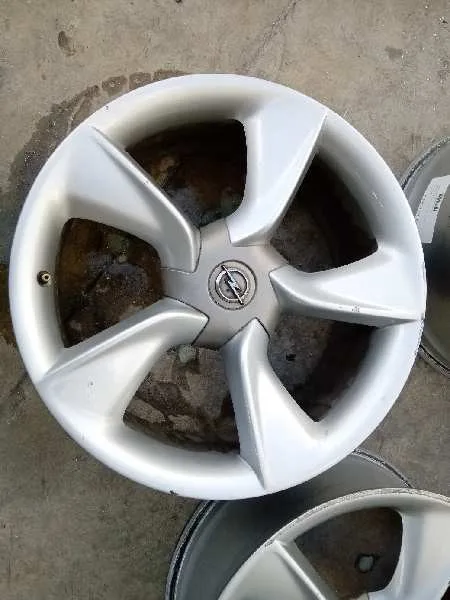 Juego Llantas para Opel Astra J Gtc