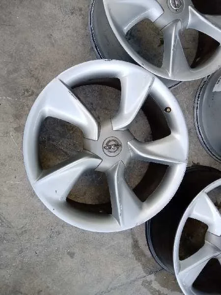 Juego Llantas para Opel Astra J Gtc