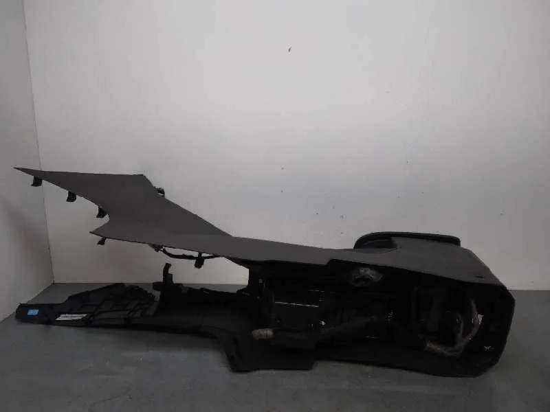 Apoyabrazos Central para Ford Focus Lim.