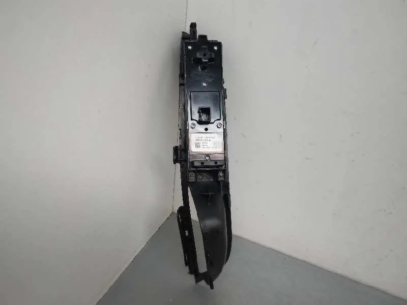 Mando Elevalunas Delantero Izquierdo para Ford Focus Lim.