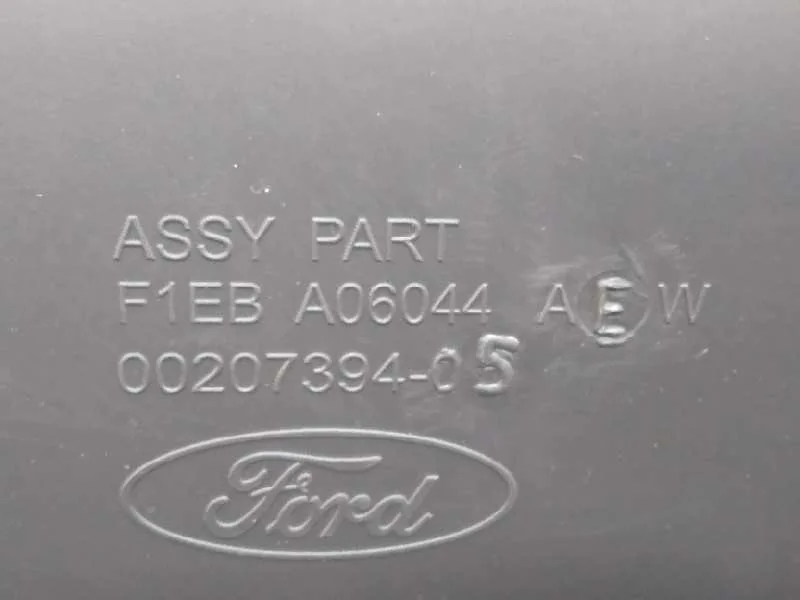 Guantera para Ford Focus Lim.