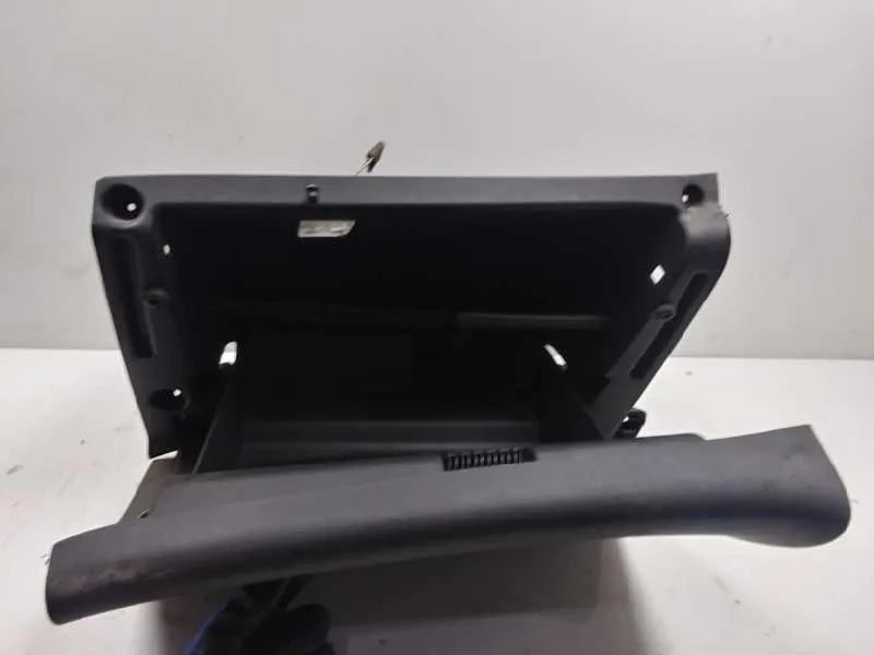 Guantera para Opel Astra J Gtc