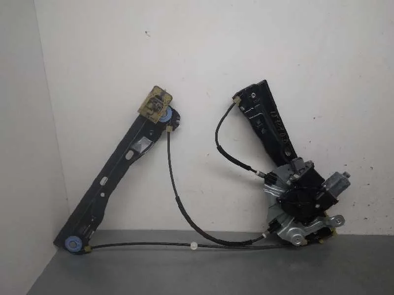 Elevalunas Delantero Derecho para Opel Astra J Gtc