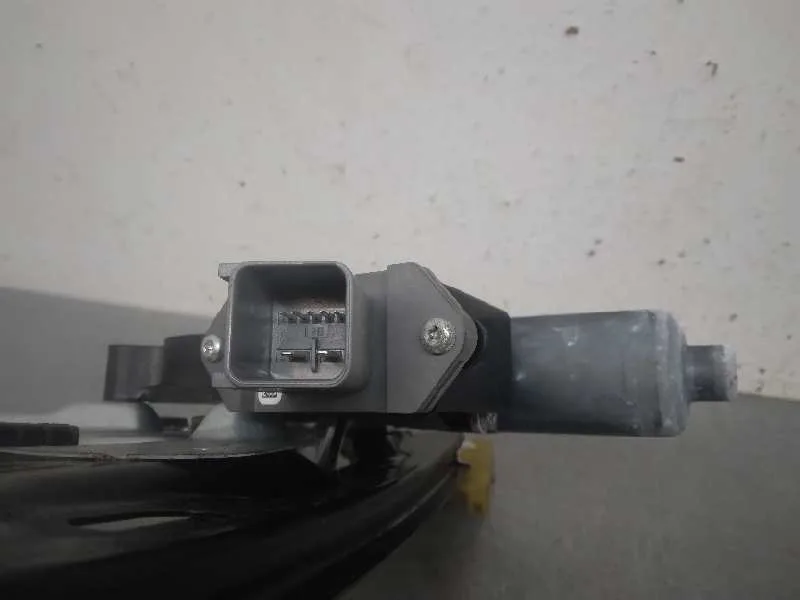 Elevalunas Delantero Izquierdo para Opel Astra J Gtc