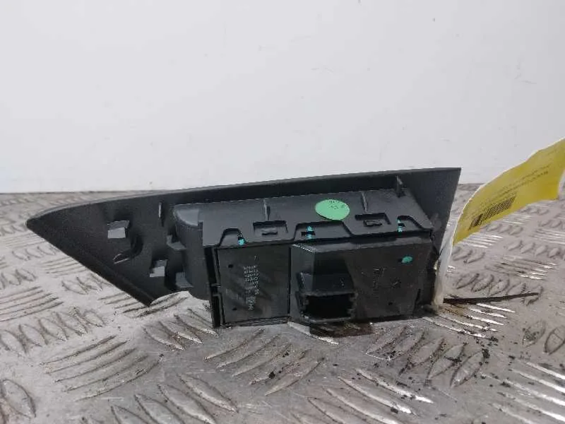 Mando Elevalunas Delantero Izquierdo para Opel Astra J Gtc