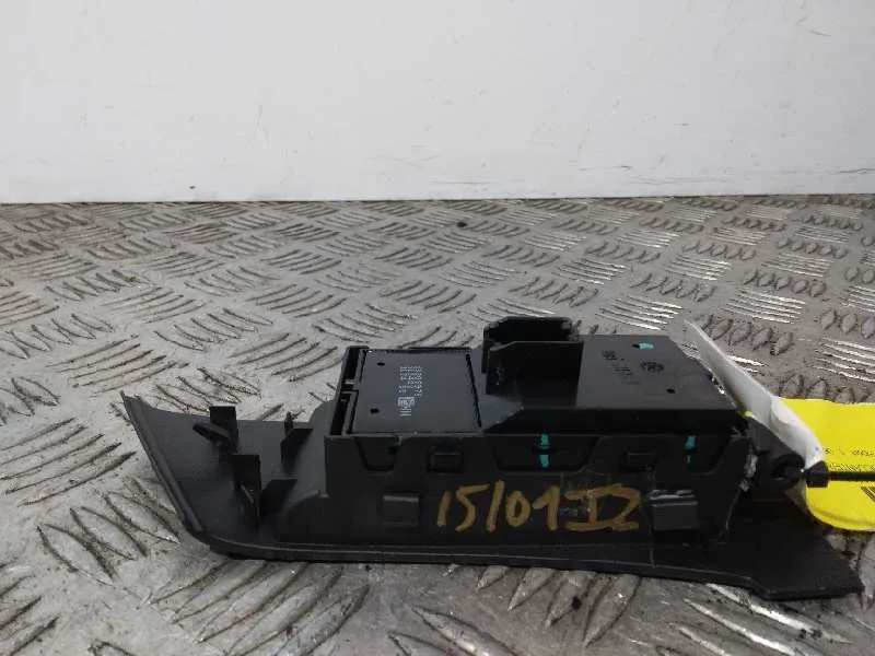 Mando Elevalunas Delantero Izquierdo para Opel Astra J Gtc
