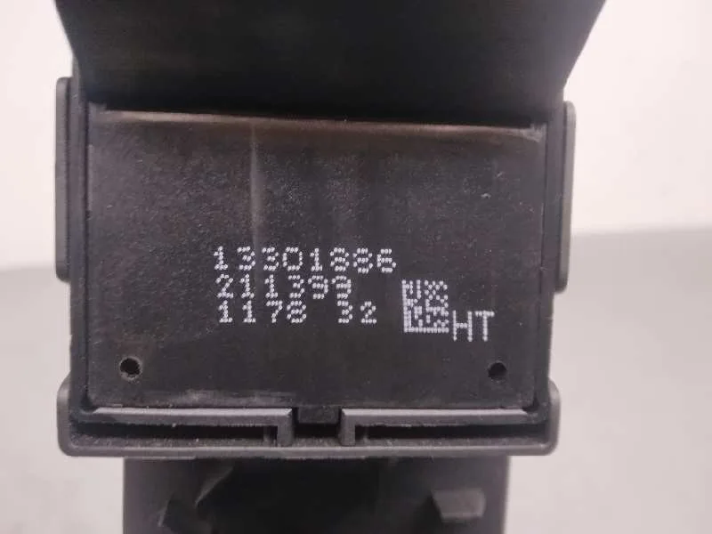 Mando Elevalunas Delantero Derecho para Opel Astra J Gtc