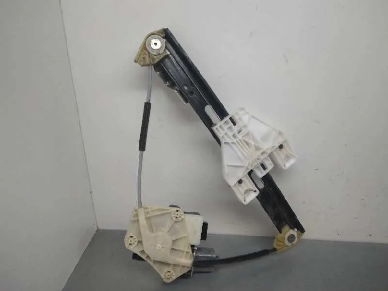 Elevalunas Trasero Derecho para Seat Leon (5F1)