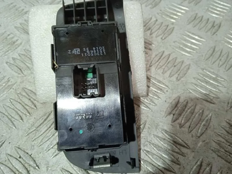 Mando Elevalunas Delantero Izquierdo para Opel Zafira Tourer