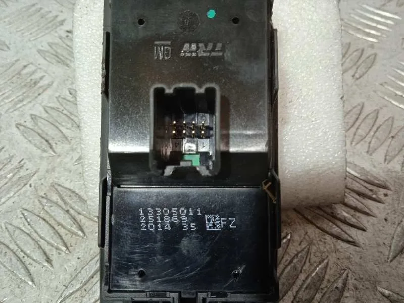 Mando Elevalunas Delantero Izquierdo para Opel Zafira Tourer