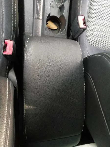 Apoyabrazos Central para Volkswagen Scirocco (137)