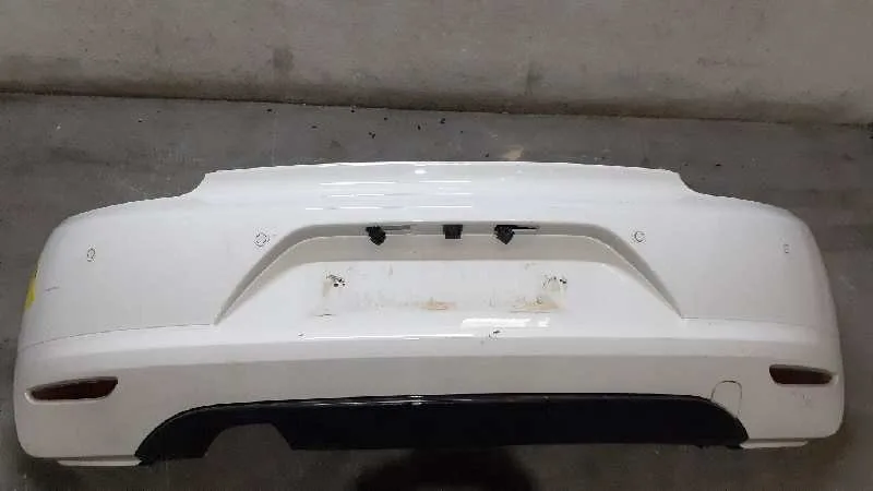 Paragolpes Trasero para Volkswagen Scirocco (137)