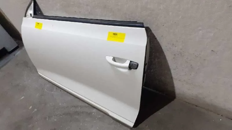 Puerta Delantera Izquierda para Volkswagen Scirocco (137)