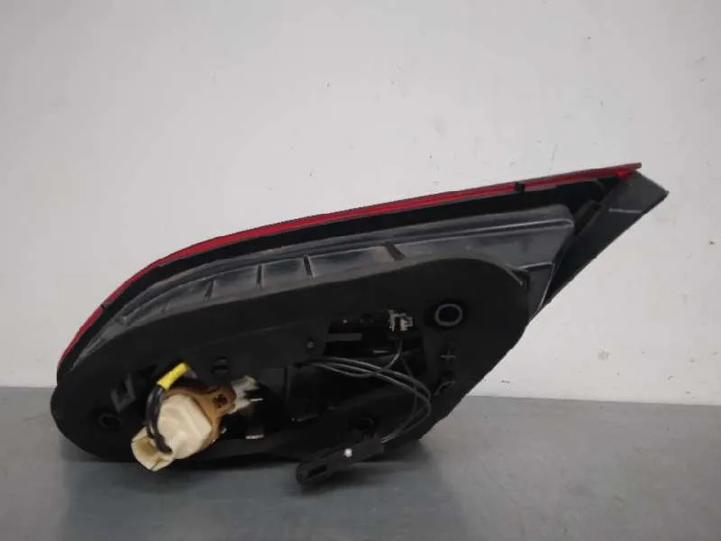 Piloto Trasero Izquierdo Interior para Opel Astra J Gtc