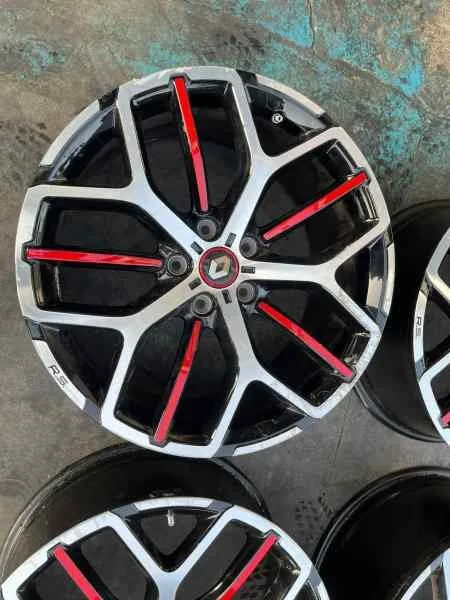 Juego Llantas para Renault Megane Iv Berlina 5P