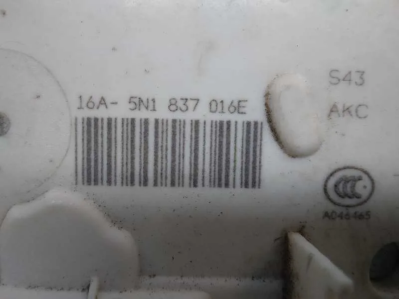 Cerradura Puerta Delantera Derecha para Volkswagen Scirocco (137)