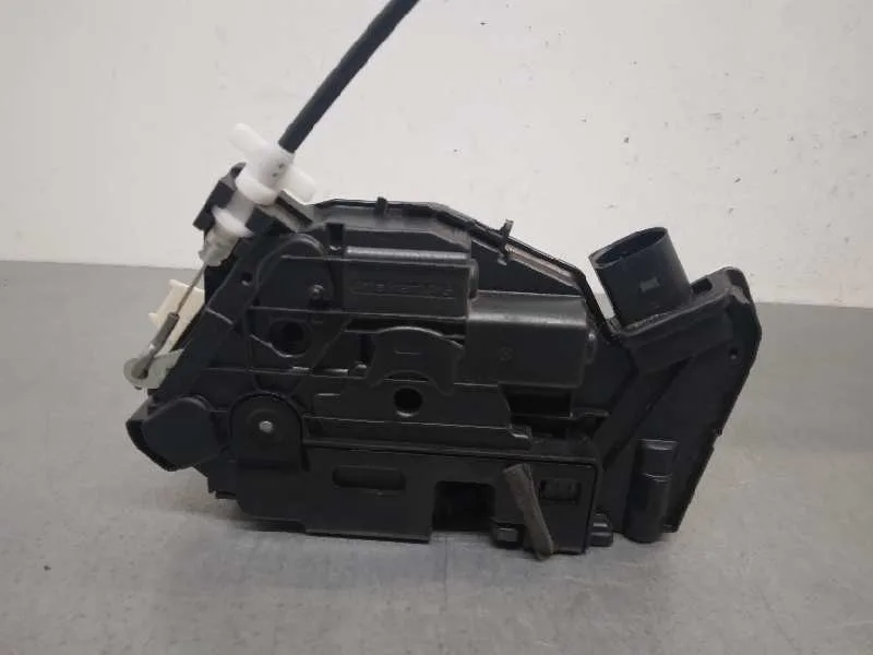 Cerradura Puerta Delantera Derecha para Volkswagen Scirocco (137)