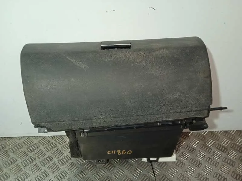 Guantera para Mercedes-Benz Clase B (W245)
