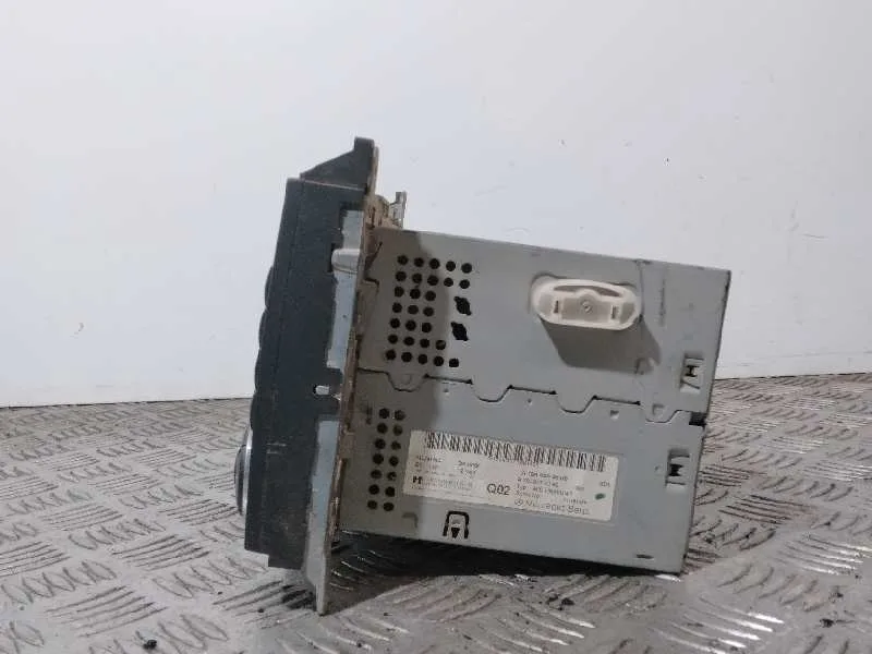 Sistema Audio / Radio Cd para Mercedes-Benz Clase B (W245)