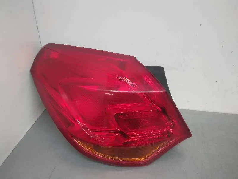 Piloto Trasero Izquierdo para Opel Astra J Lim.