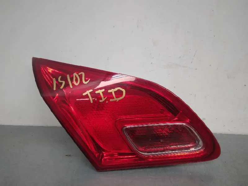 Piloto Trasero Izquierdo Interior para Opel Astra J Lim.