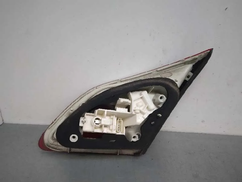 Piloto Trasero Izquierdo Interior para Opel Astra J Lim.