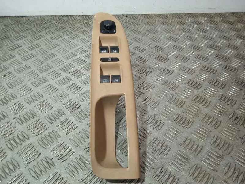 Mando Elevalunas Delantero Izquierdo para Volkswagen Passat Variant (3C5)