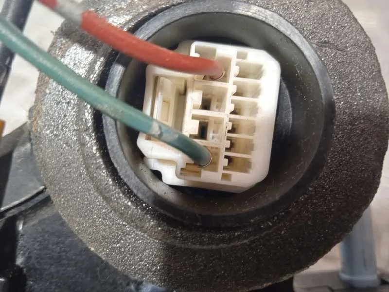 Cerradura Puerta Trasera Izquierda para Toyota Corolla (E12)