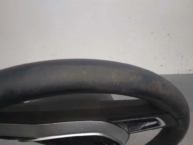 Volante para Skoda Spaceback (5H)