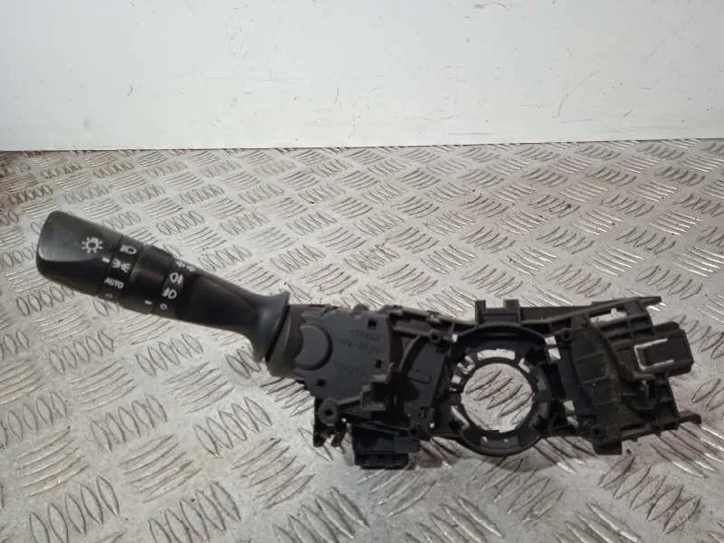 Mando Luces para Toyota Auris