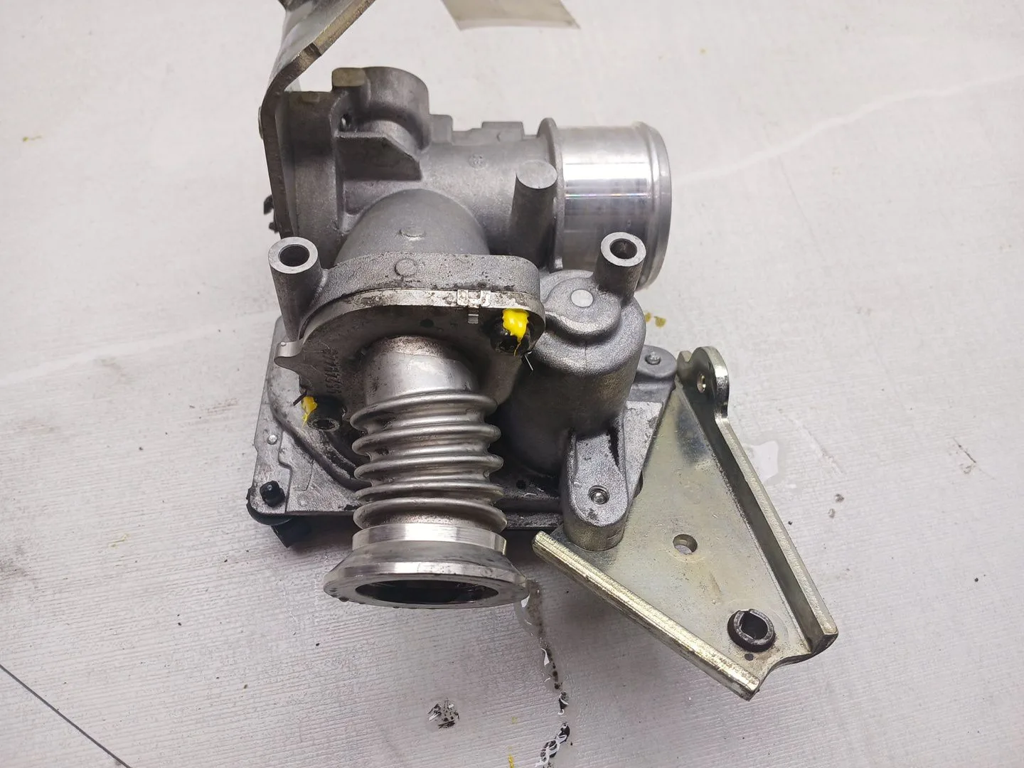 Caja Mariposa para Opel Corsa E
