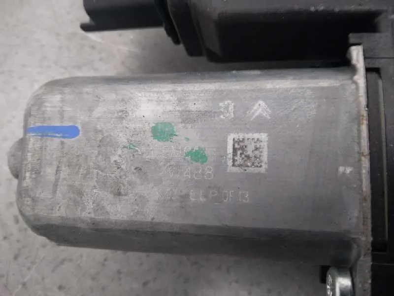 Elevalunas Delantero Derecho para Peugeot 5008