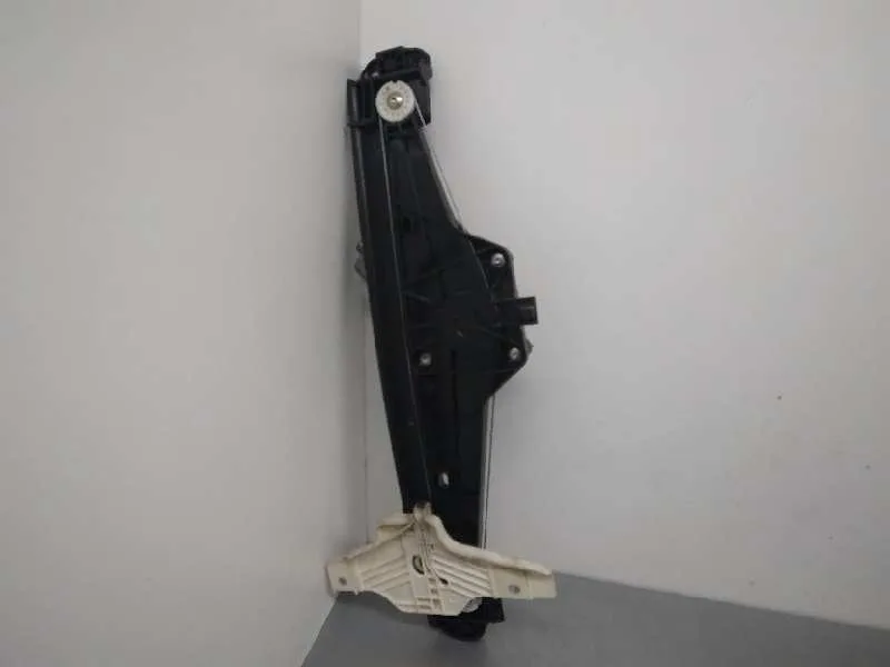 Elevalunas Trasero Izquierdo para Peugeot 5008