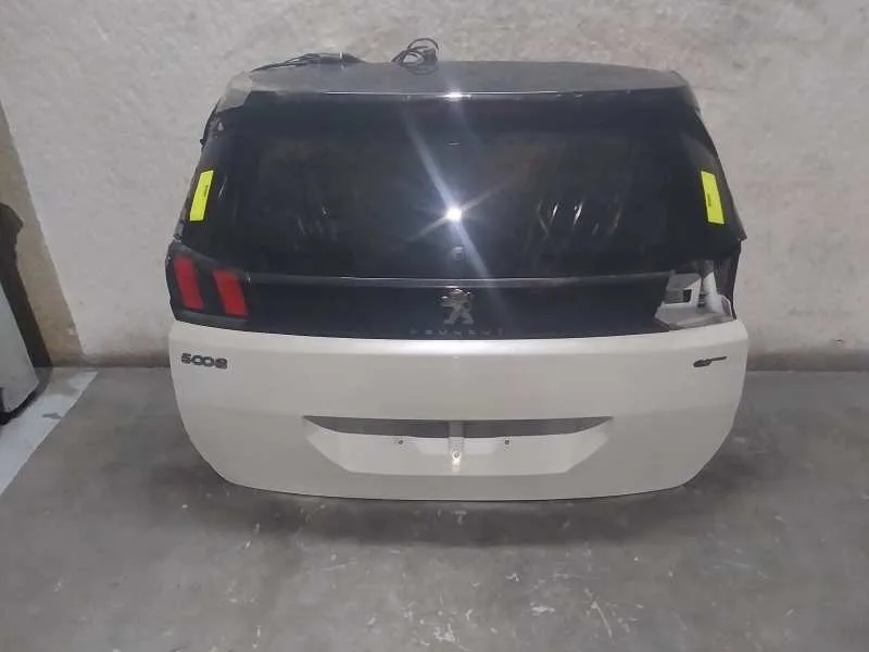 Porton Trasero para Peugeot 5008