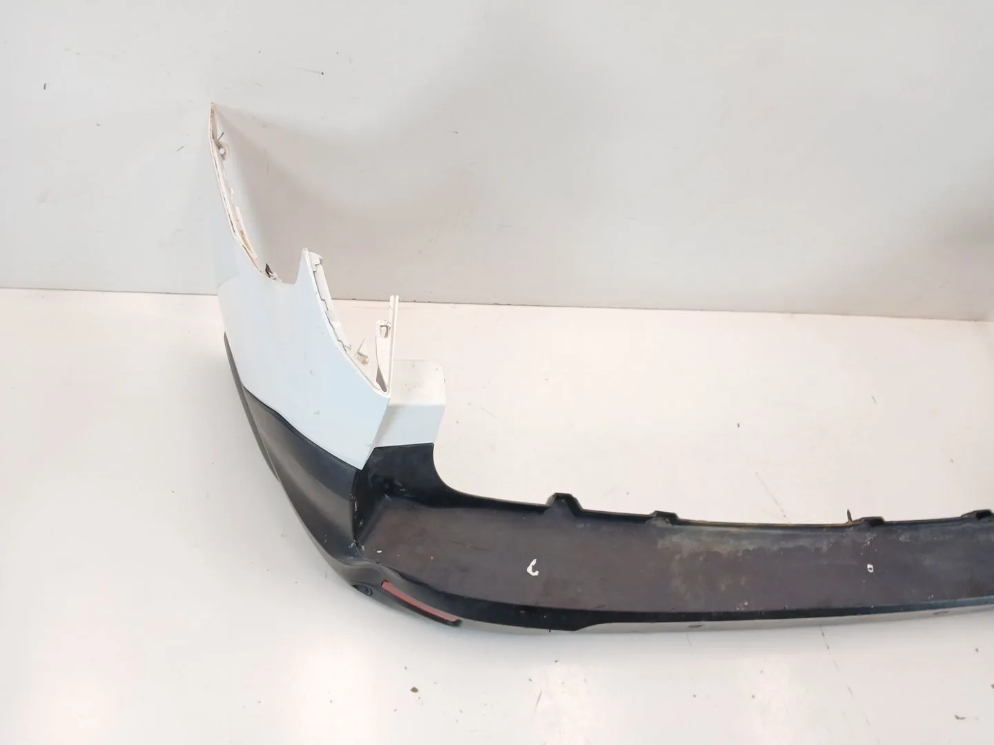 Paragolpes Trasero para Ford Transit Connect