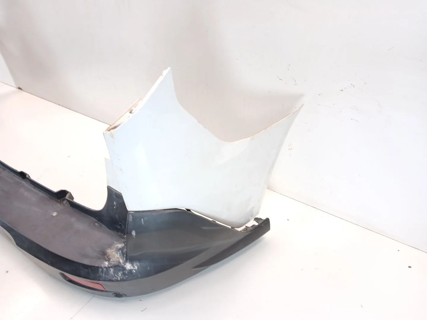 Paragolpes Trasero para Ford Transit Connect