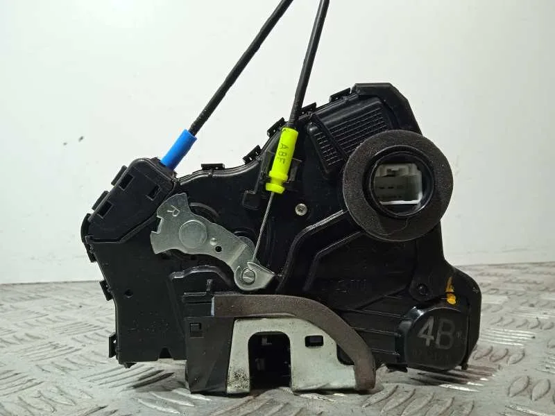 Cerradura Puerta Delantera Derecha para Toyota Auris